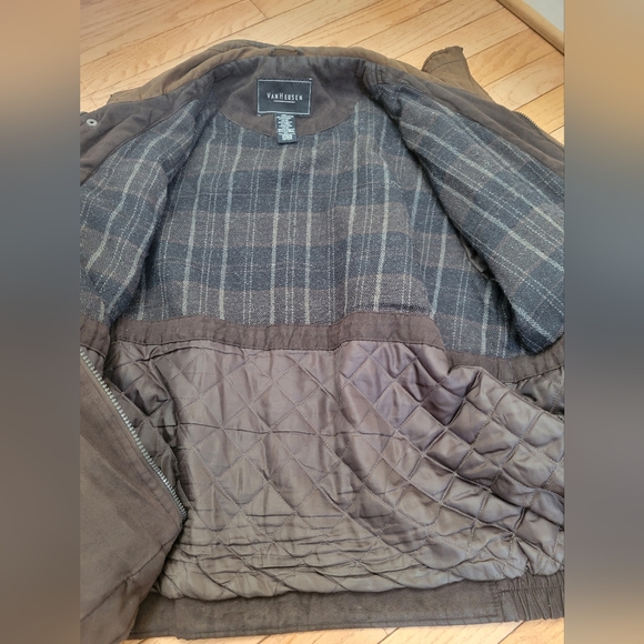 Van Huesen Winter Jacket - Picture 2 of 6